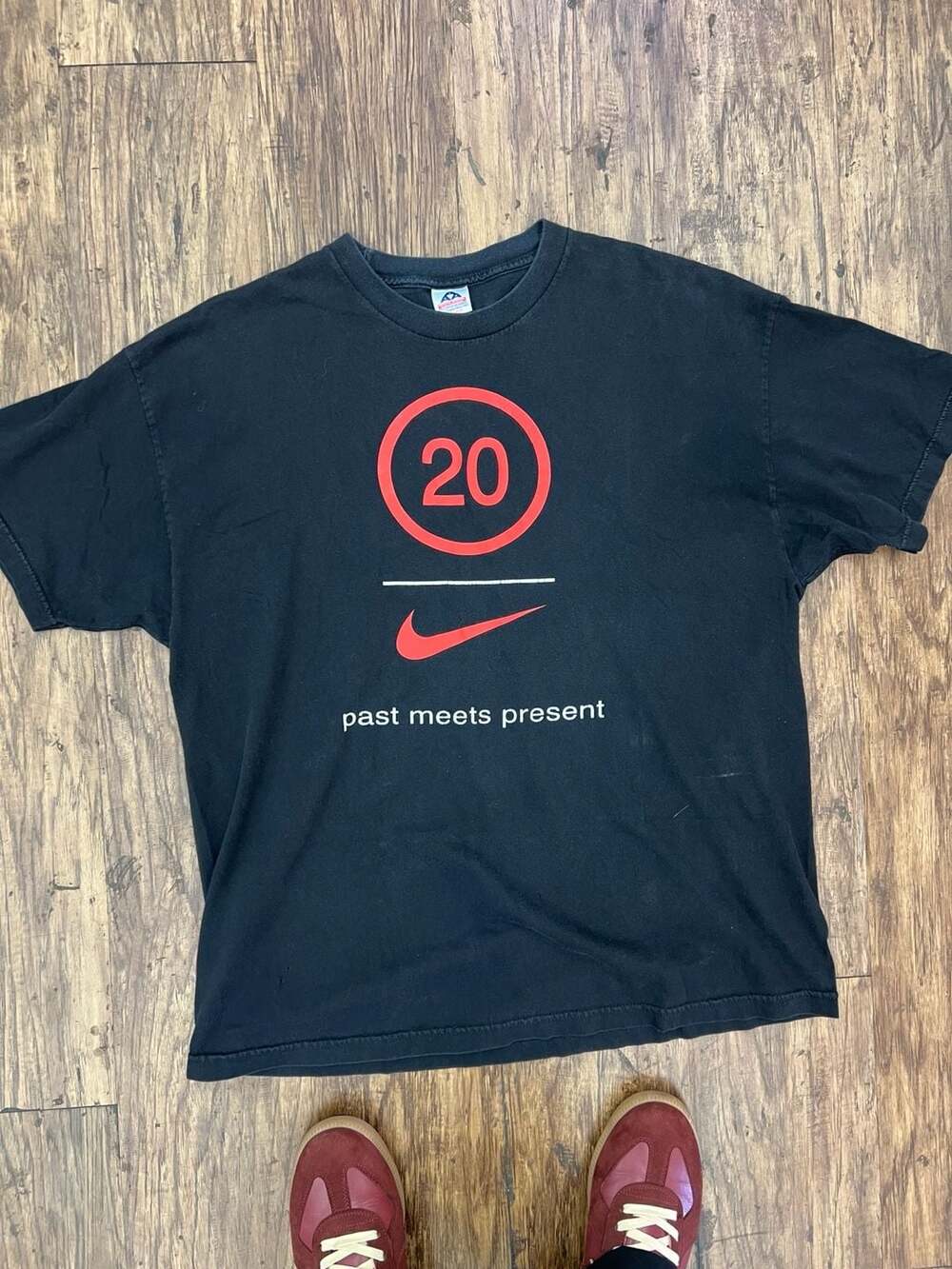 Nike Past Meets Present 20th Anniversary T-Shirt XX-Large Black